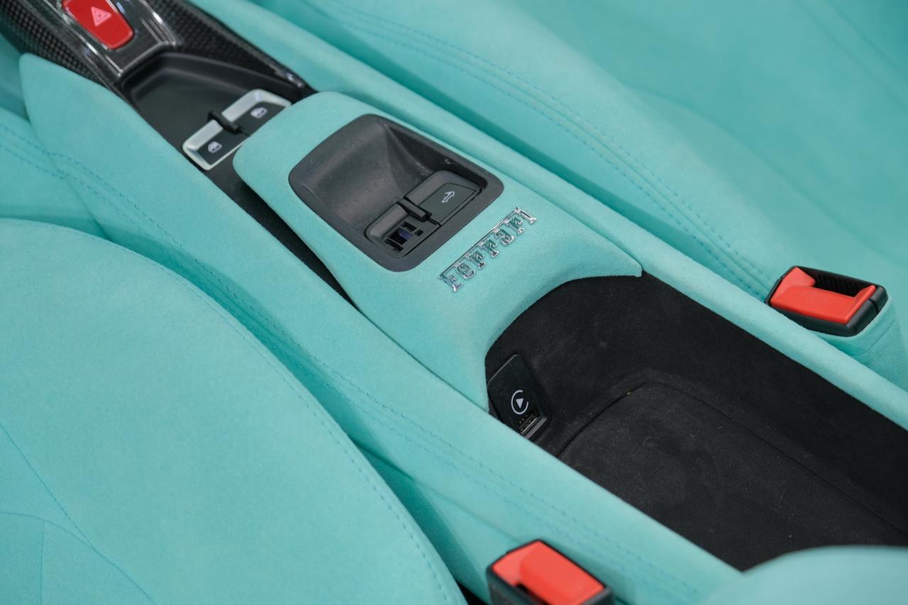 2021 Ferrari F8 Spider Miami FL