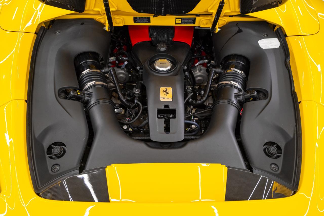 2021 Ferrari F8 Spider Miami FL