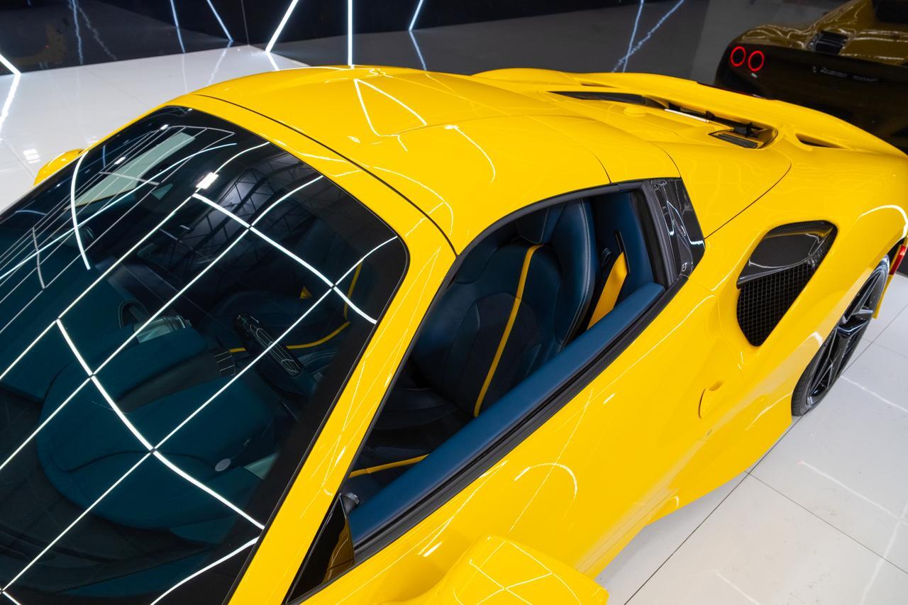 2021 Ferrari F8 Spider Miami FL