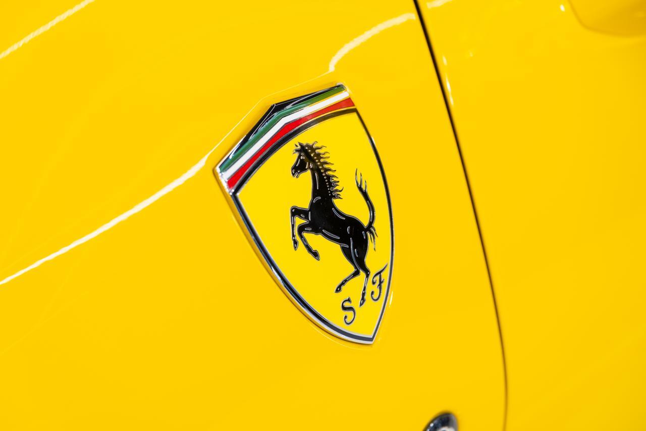 2021 Ferrari F8 Spider Miami FL