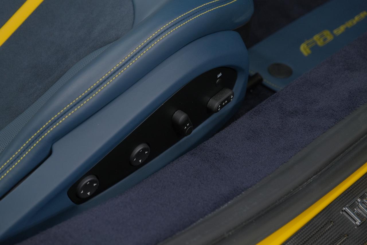 2021 Ferrari F8 Spider Miami FL