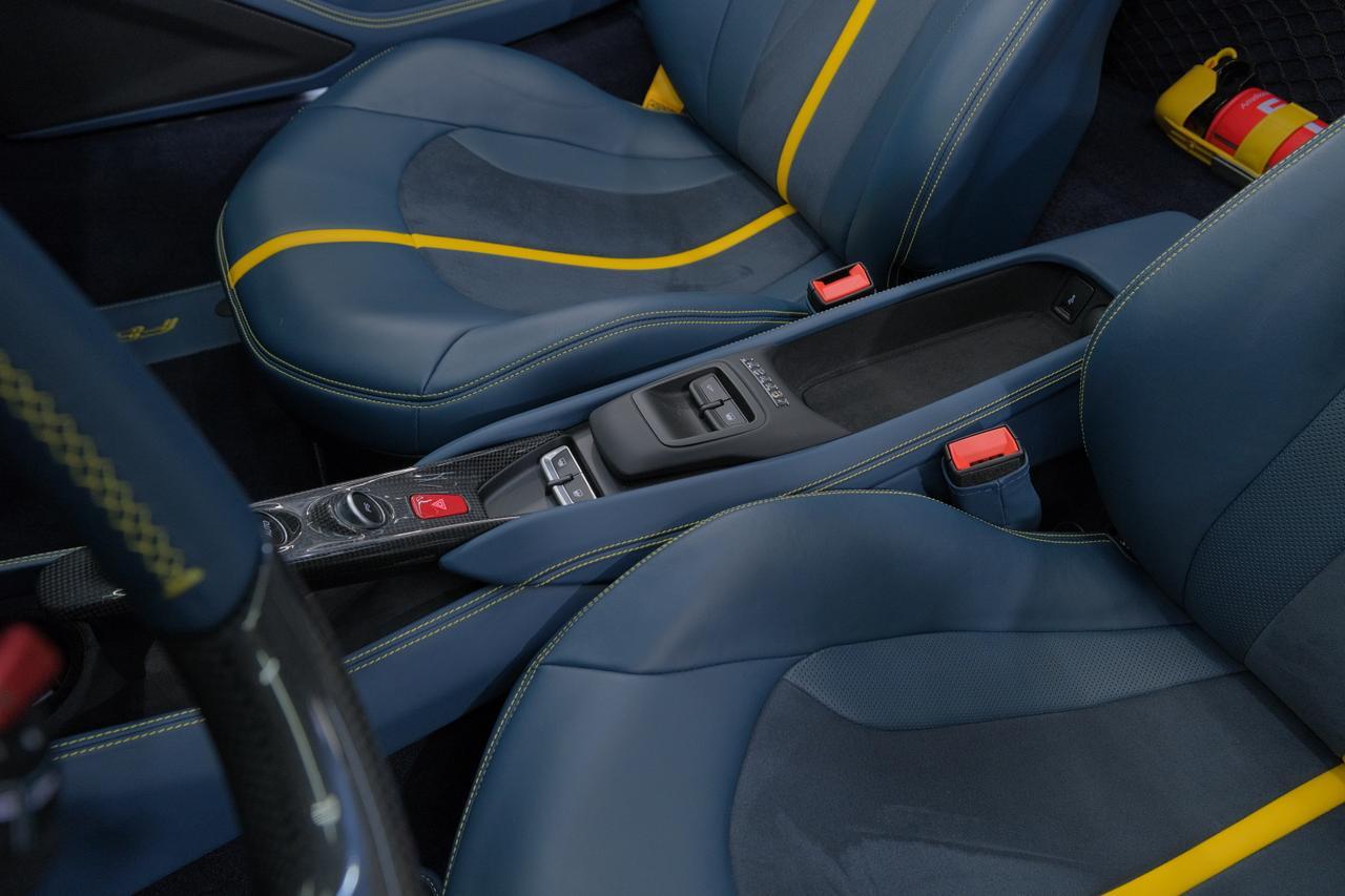 2021 Ferrari F8 Spider Miami FL