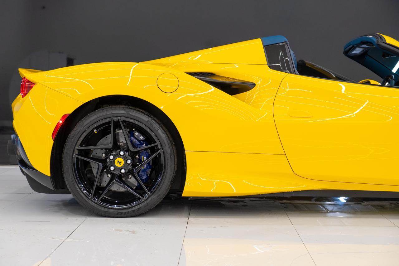 2021 Ferrari F8 Spider Miami FL