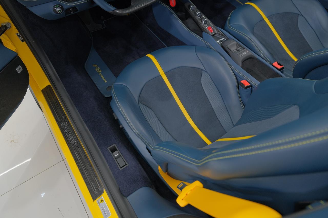 2021 Ferrari F8 Spider Miami FL