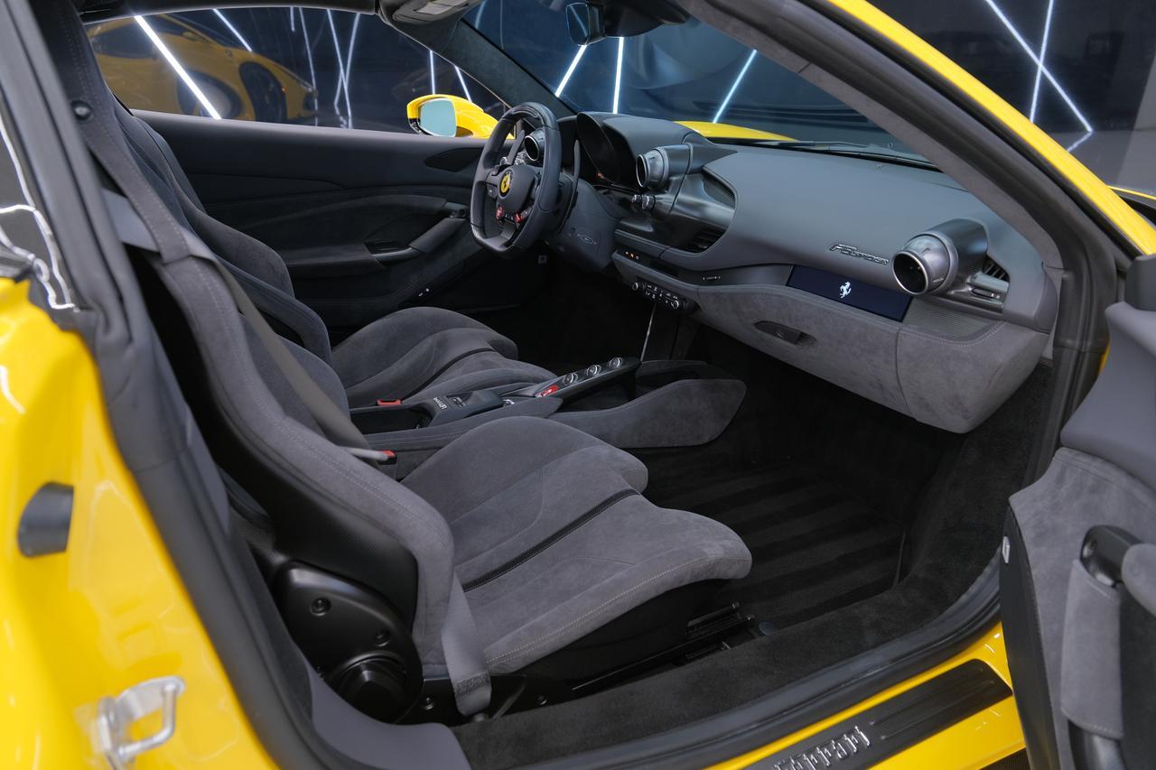 2021 Ferrari F8 Spider Base Miami FL