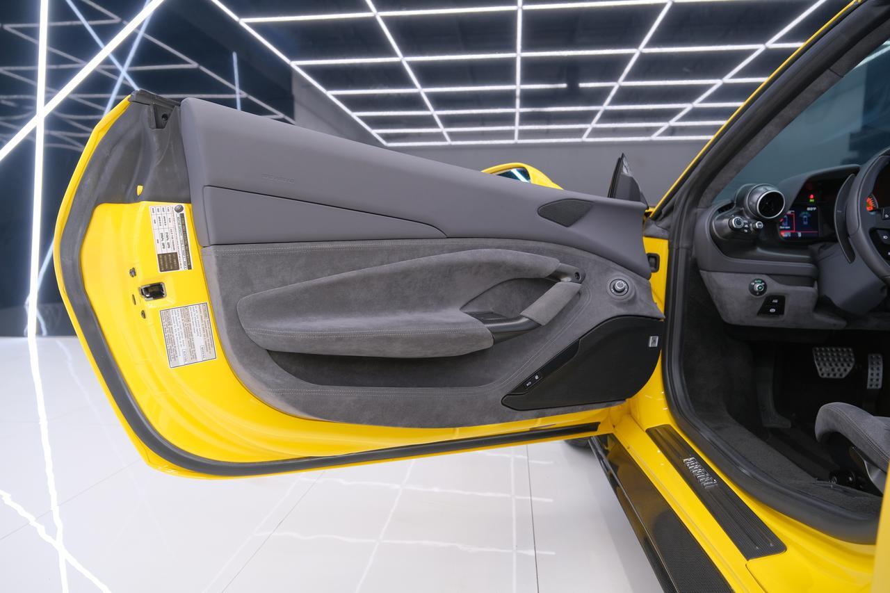 2021 Ferrari F8 Spider Base Miami FL