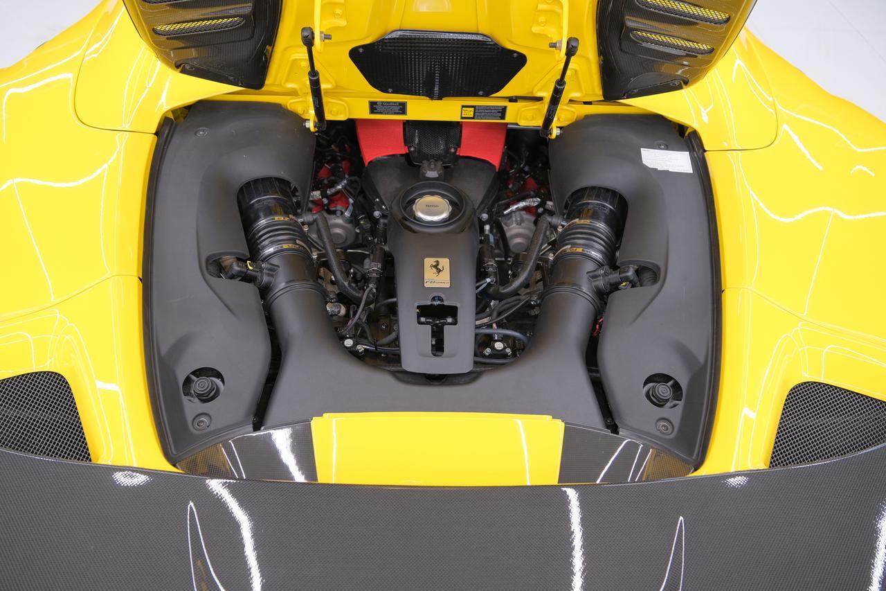 2021 Ferrari F8 Spider Base Miami FL