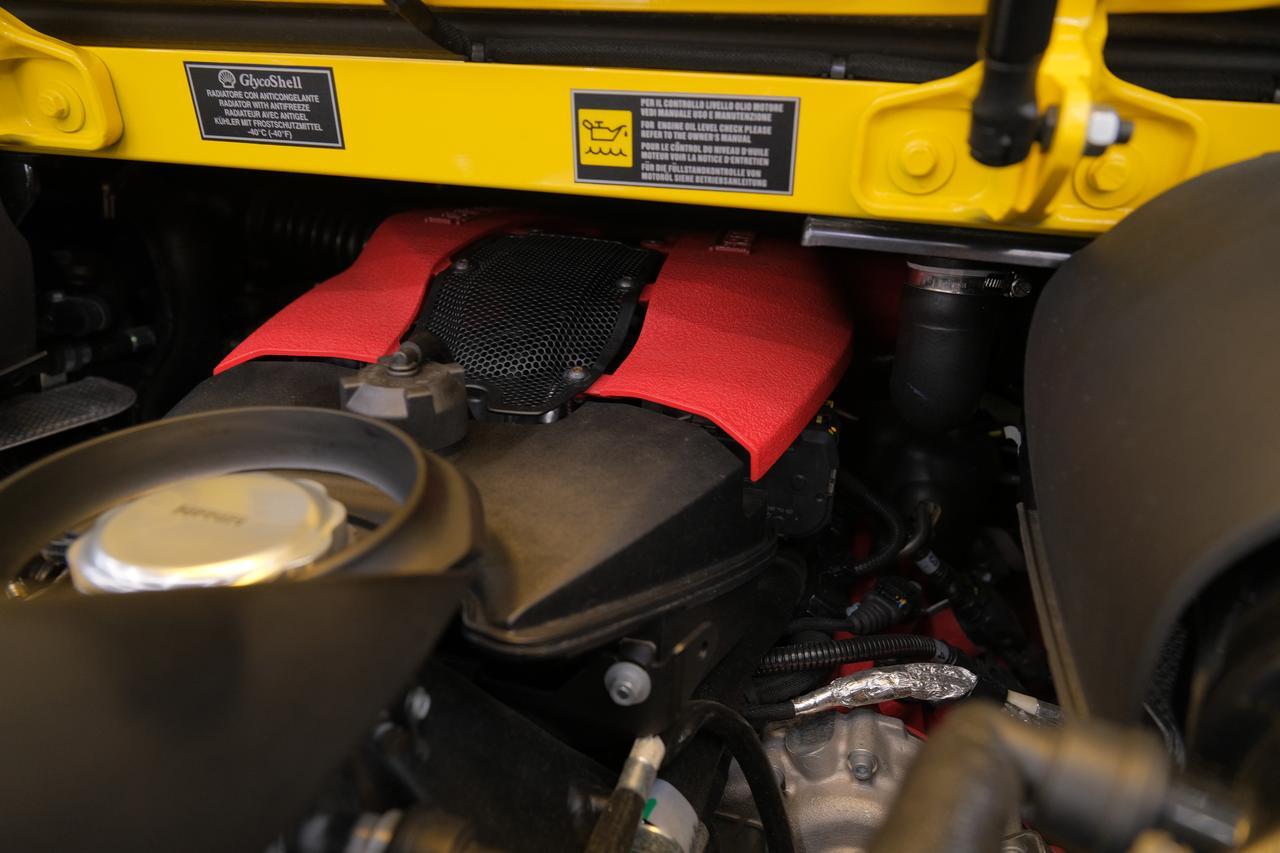 2021 Ferrari F8 Spider Base Miami FL
