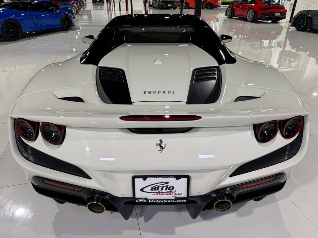 2021 Ferrari F8 Spider Bianco Avus paint, Rosso Ferrari interior, passenger display, adaptive frontlight system AND MORE!!! Fort Lauderdale FL