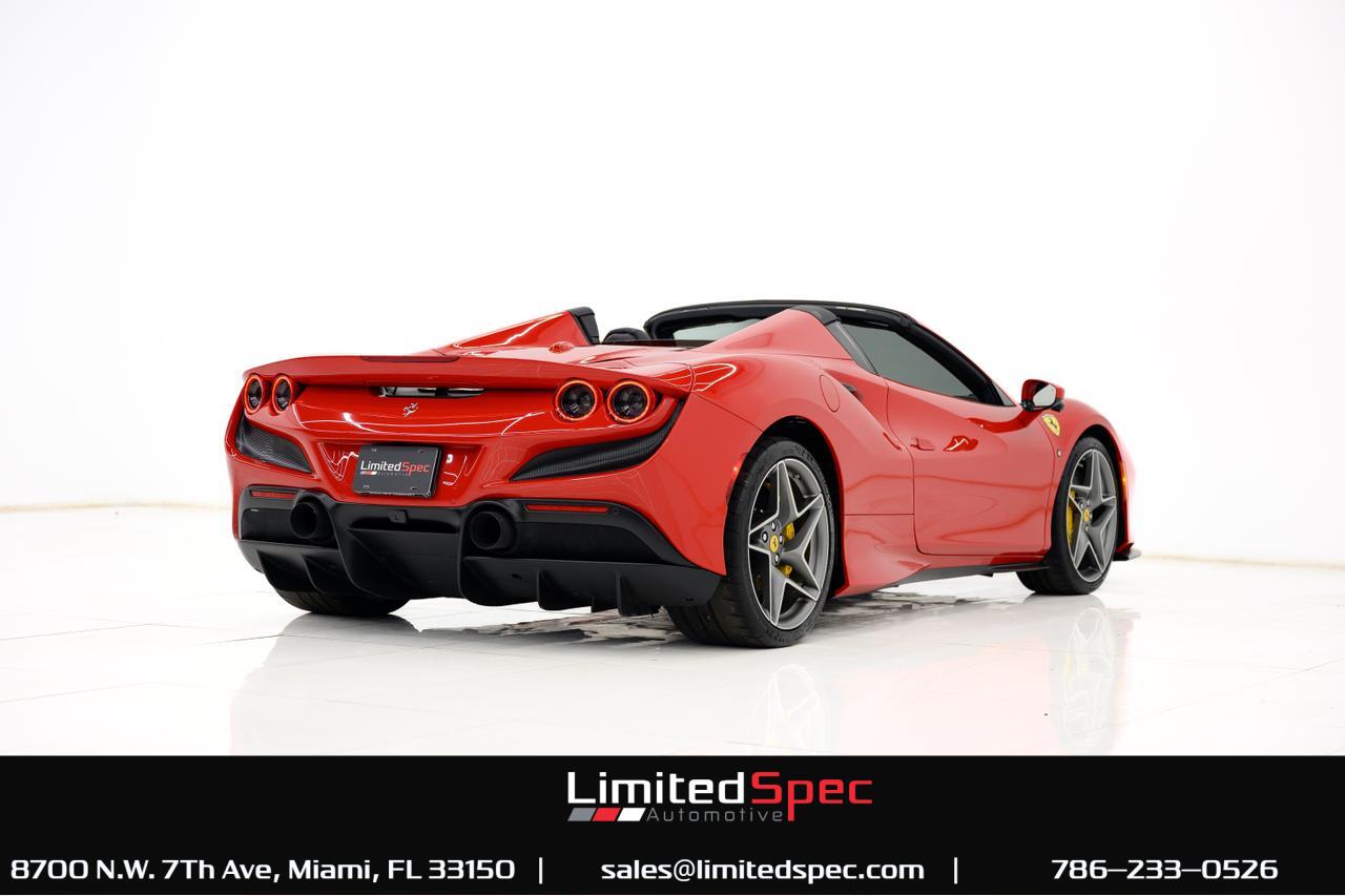 2021 Ferrari F8 Spider Convertible 2D Miami FL