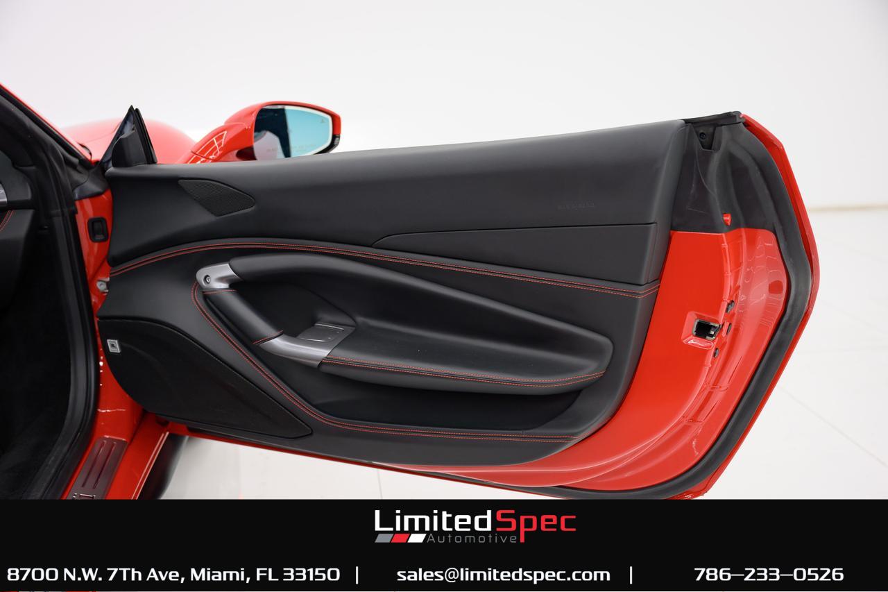 2021 Ferrari F8 Spider Convertible 2D Miami FL