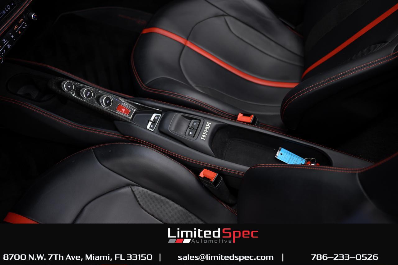 2021 Ferrari F8 Spider Convertible 2D Miami FL