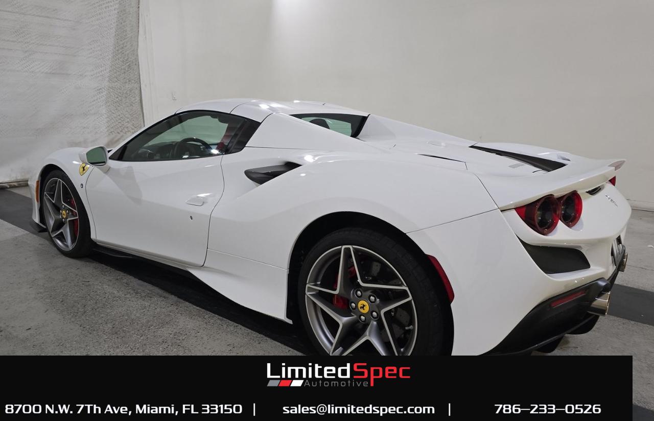 2021 Ferrari F8 Spider Convertible 2D Miami FL