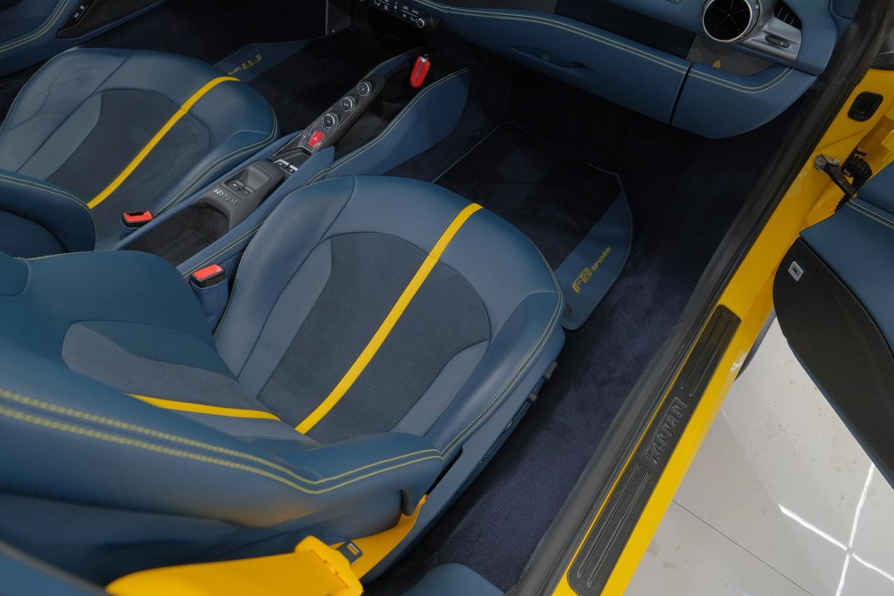 2021 Ferrari F8 Spider Miami FL