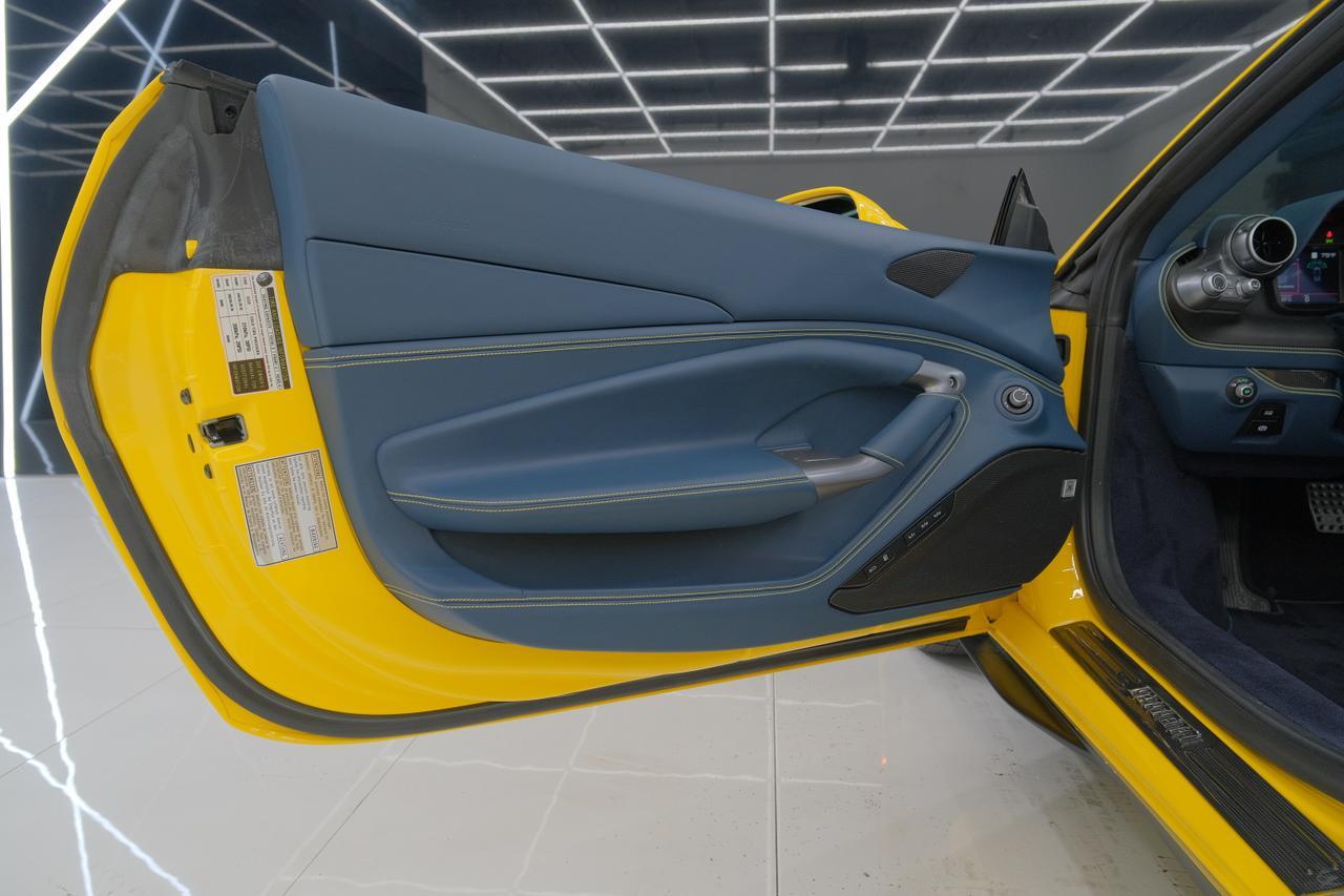 2021 Ferrari F8 Spider Miami FL