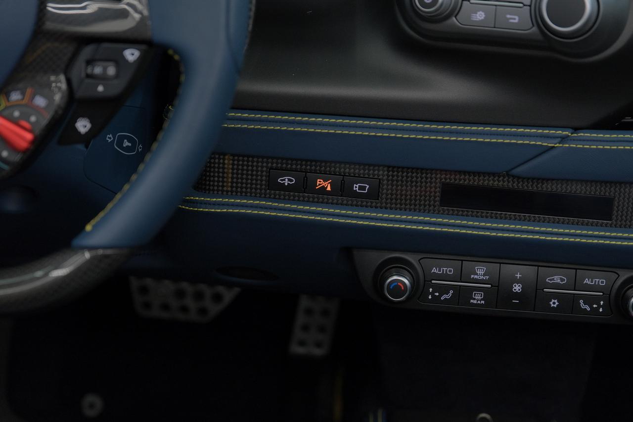 2021 Ferrari F8 Spider Miami FL