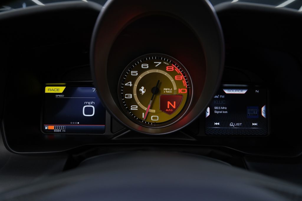 2021 Ferrari F8 Tributo Base Miami FL