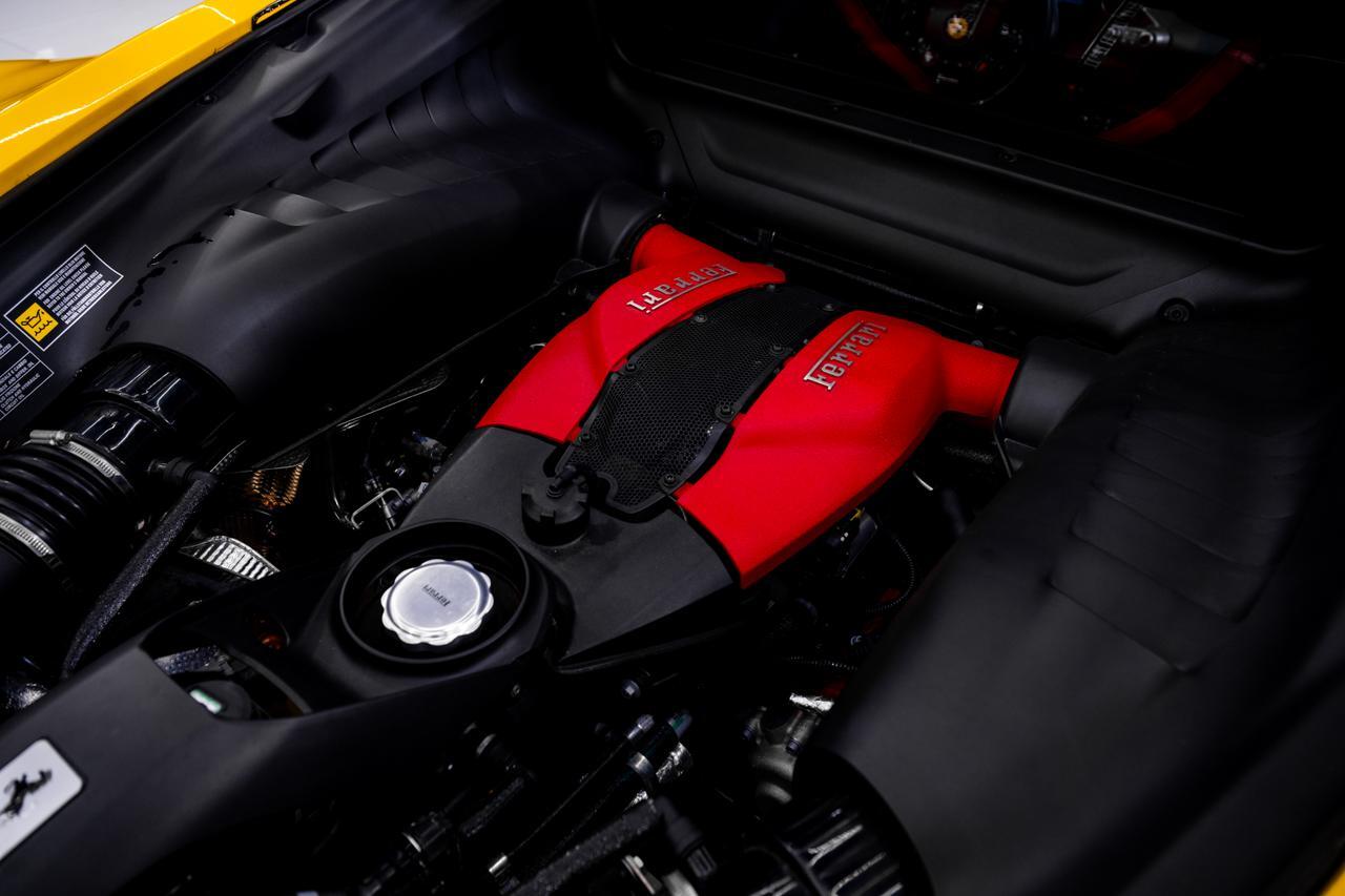 2021 Ferrari F8 Tributo Base Miami FL