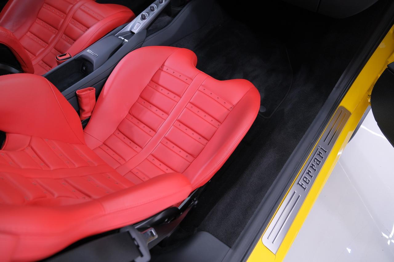 2021 Ferrari F8 Tributo Base Miami FL