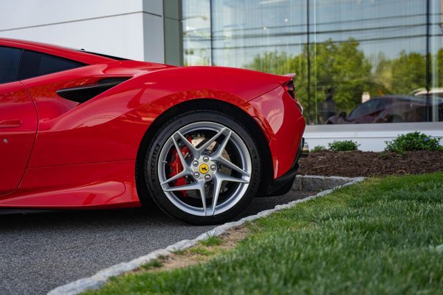 2021 Ferrari F8 Base - Photo 12
