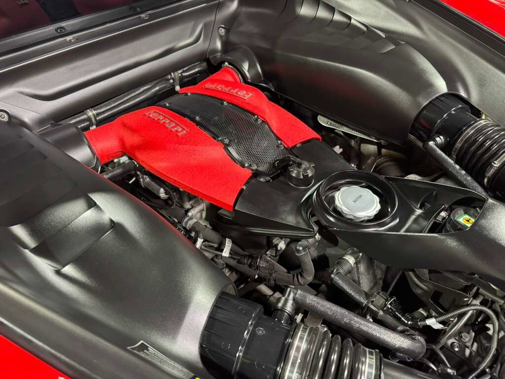 2021 Ferrari F8 Tributo Rosso Corsa paint,Daytona style seats,front lifter,JBL audio,carbon galore AND MUCH MORE!! Fort Lauderdale FL