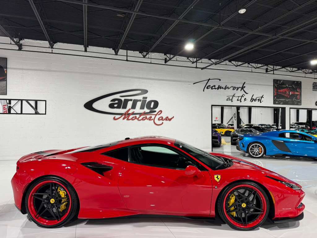 2021 Ferrari F8 Tributo Rosso Corsa paint,Daytona style seats,front lifter,JBL audio,carbon galore AND MUCH MORE!! Fort Lauderdale FL