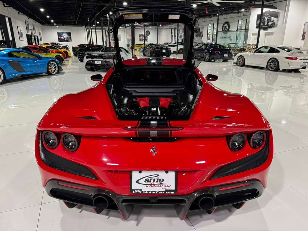 2021 Ferrari F8 Tributo Rosso Corsa paint,Daytona style seats,front lifter,JBL audio,carbon galore AND MUCH MORE!! Fort Lauderdale FL