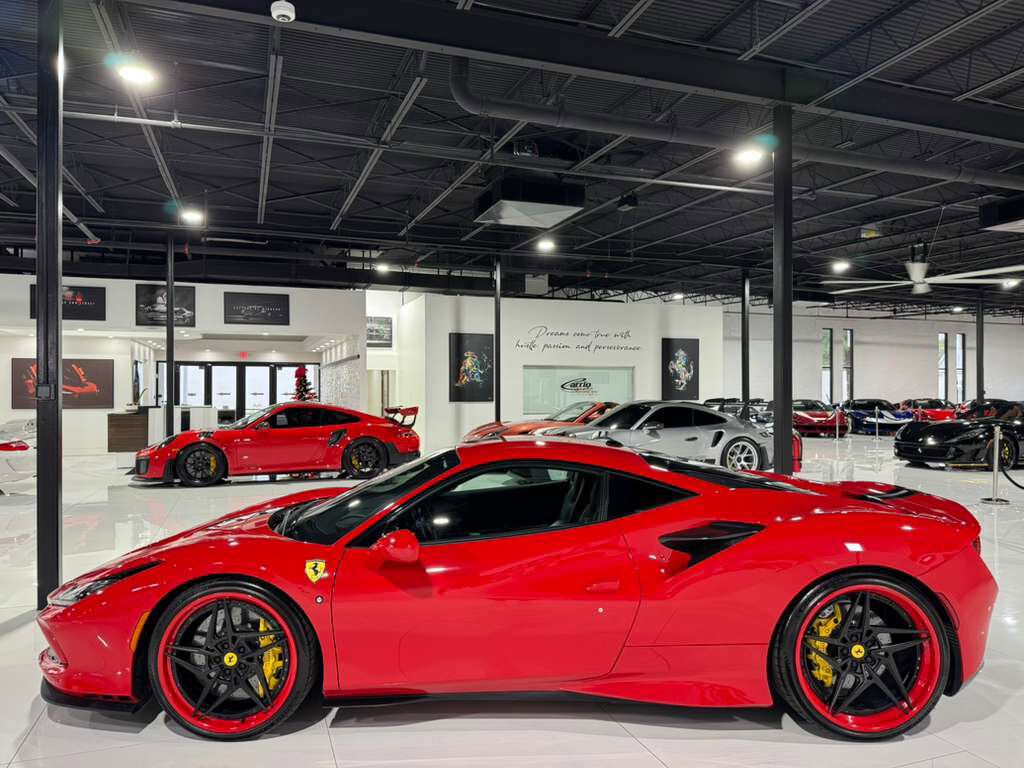 2021 Ferrari F8 Tributo Rosso Corsa paint,Daytona style seats,front lifter,JBL audio,carbon galore AND MUCH MORE!! Fort Lauderdale FL