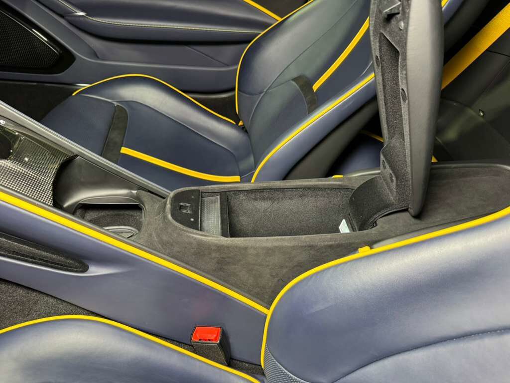 2021 Ferrari Roma Atelier New York build, Grigio Alloy paint, Blu Sterling interior, carbon galore AND MUCH MORE!!! Fort Lauderdale FL
