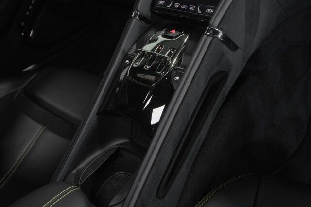 2021 Ferrari Roma *ONLY 3100 MILES* *PASSENGER DISPLAY* *EXTENDED WARRANTY* San Diego CA