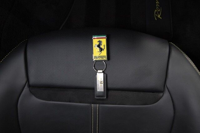 2021 Ferrari Roma *ONLY 3100 MILES* *PASSENGER DISPLAY* *EXTENDED WARRANTY* San Diego CA