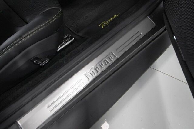2021 Ferrari Roma *ONLY 3100 MILES* *PASSENGER DISPLAY* *EXTENDED WARRANTY* San Diego CA