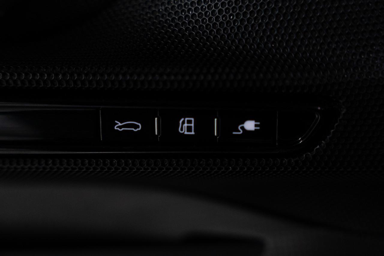 2021 Ferrari SF90 Stradale Atelier New York,two-tone,Argento Nurburgring paint,extended Fiorano pack,carbon galore & MUCH MORE! Fort Lauderdale FL