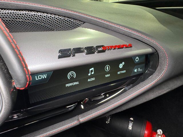 2021 Ferrari SF90 Stradale Rosso Corsa paint, suspension lifter, titanium exhaust pipes, Daytona seats, front camera & MORE!!! Fort Lauderdale FL