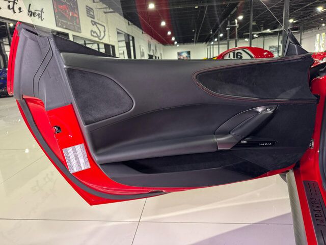 2021 Ferrari SF90 Stradale Rosso Corsa paint, suspension lifter, titanium exhaust pipes, Daytona seats, front camera & MORE!!! Fort Lauderdale FL
