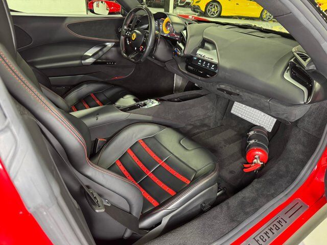 2021 Ferrari SF90 Stradale Rosso Corsa paint, suspension lifter, titanium exhaust pipes, Daytona seats, front camera & MORE!!! Fort Lauderdale FL