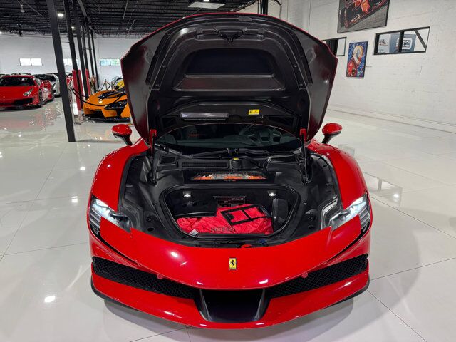 2021 Ferrari SF90 Stradale Rosso Corsa paint, suspension lifter, titanium exhaust pipes, Daytona seats, front camera & MORE!!! Fort Lauderdale FL
