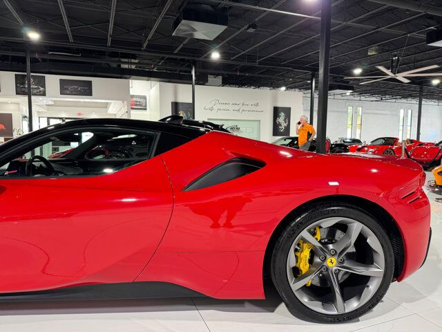 2021 Ferrari SF90 Stradale Rosso Corsa paint, suspension lifter, titanium exhaust pipes, Daytona seats, front camera & MORE!!! Fort Lauderdale FL