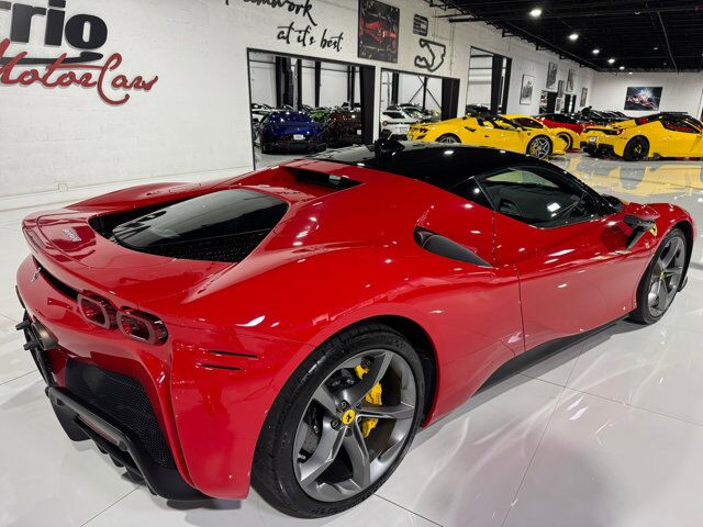 2021 Ferrari SF90 Stradale Rosso Corsa paint, suspension lifter, titanium exhaust pipes, Daytona seats, front camera & MORE!!! Fort Lauderdale FL