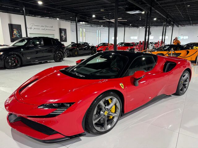2021 Ferrari SF90 Stradale Rosso Corsa paint, suspension lifter, titanium exhaust pipes, Daytona seats, front camera & MORE!!! Fort Lauderdale FL
