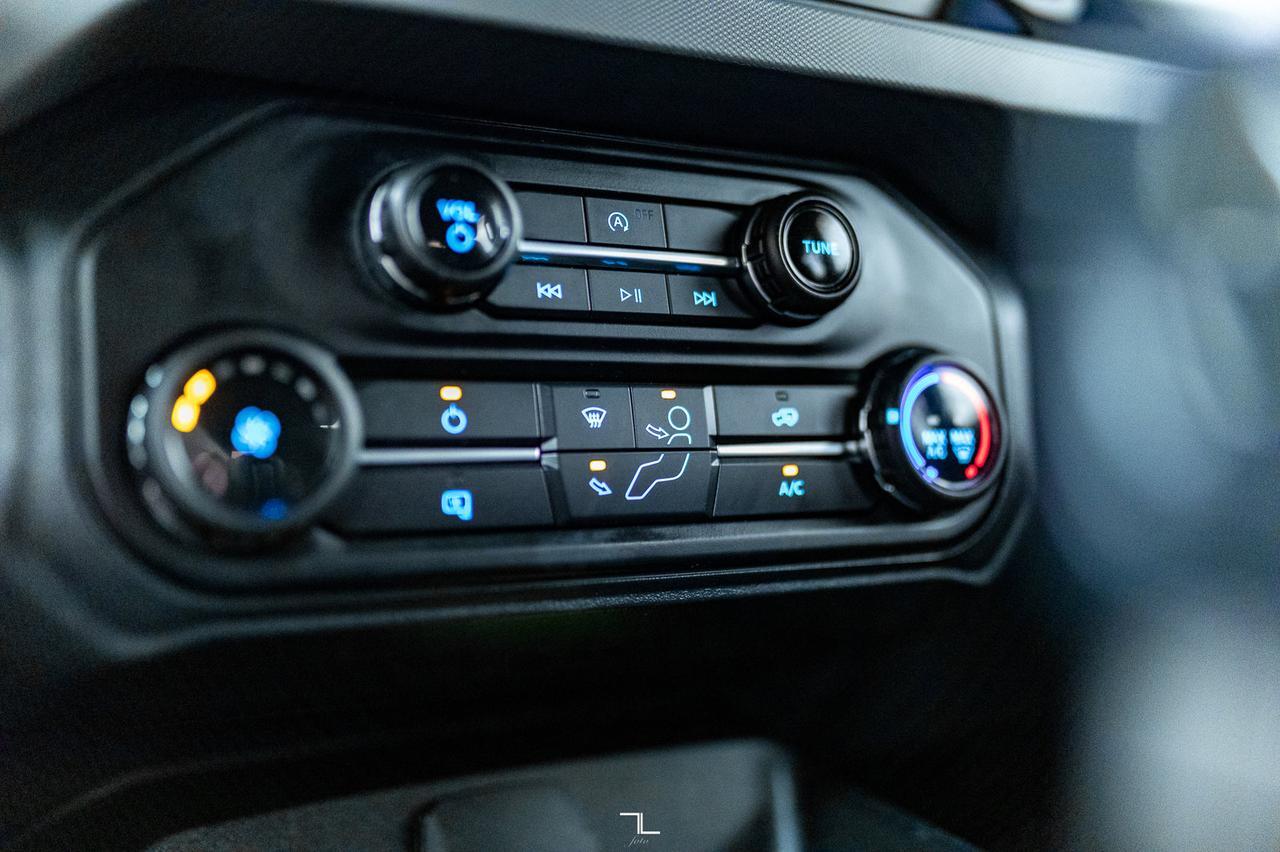 2021 Ford Bronco 4x4 Off Road BCam Red Deer AB