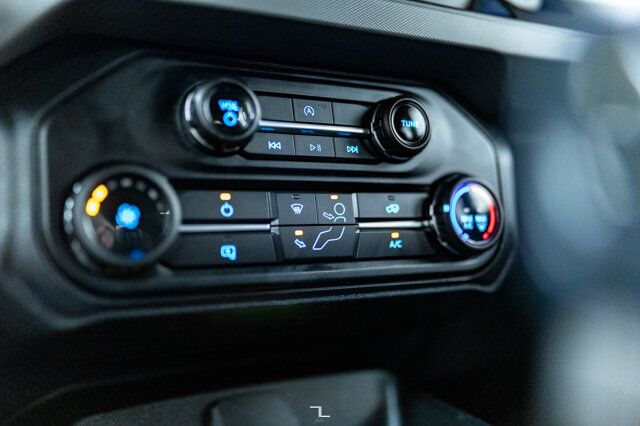 2021 Ford Bronco 4x4 Off Road BCam Red Deer AB