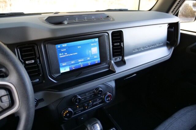 2021 Ford Bronco Base Advanced 4X4 / Sasquatch Package / HD Bumper! High Point NC