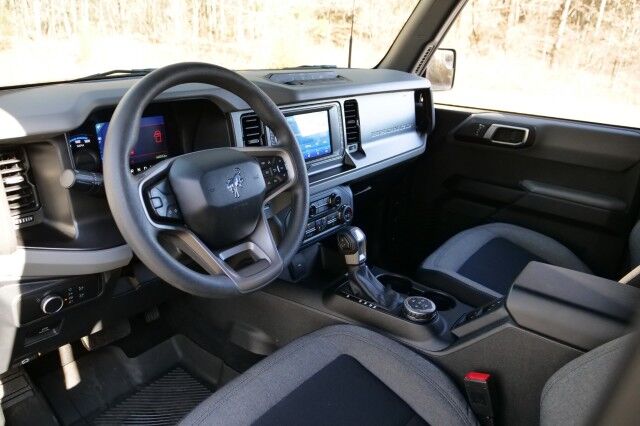 2021 Ford Bronco Base Advanced 4X4 / Sasquatch Package / HD Bumper! High Point NC