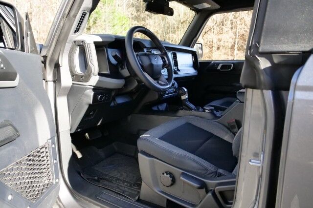 2021 Ford Bronco Base Advanced 4X4 / Sasquatch Package / HD Bumper! High Point NC