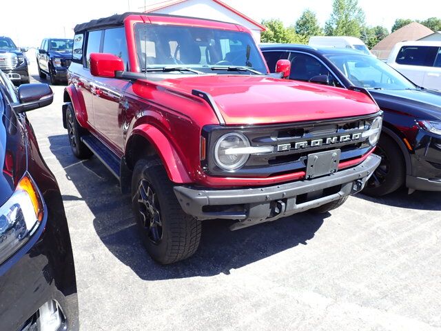 2021 Ford Bronco Outer Banks 4WD 4DR Listowel ON