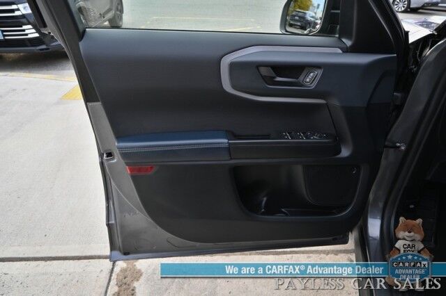 2021 Ford Bronco Sport Outer Banks / 4X4 / Auto Start / Power & Heated Leather Seats / Heated Steering Wheel / Lane Departure & Blind Spot Alert / Appl CarPlay & Android Auto / Back Up Camera / Keyless Entry & Start / 1-Owner Anchorage AK