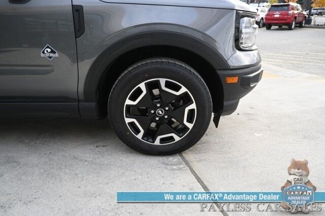 2021 Ford Bronco Sport Outer Banks / 4X4 / Auto Start / Power & Heated Leather Seats / Heated Steering Wheel / Lane Departure & Blind Spot Alert / Appl CarPlay & Android Auto / Back Up Camera / Keyless Entry & Start / 1-Owner Anchorage AK
