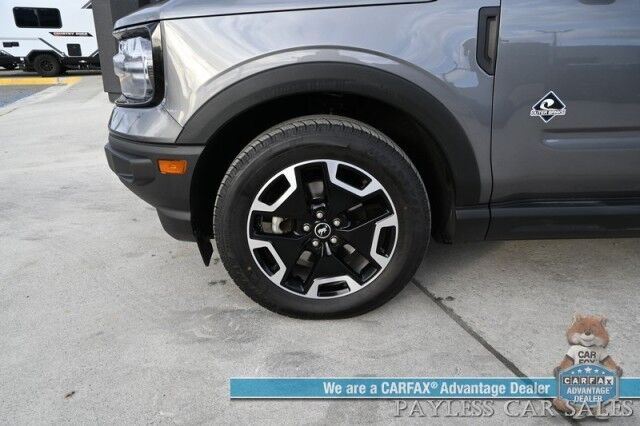 2021 Ford Bronco Sport Outer Banks / 4X4 / Auto Start / Power & Heated Leather Seats / Heated Steering Wheel / Lane Departure & Blind Spot Alert / Appl CarPlay & Android Auto / Back Up Camera / Keyless Entry & Start / 1-Owner Anchorage AK