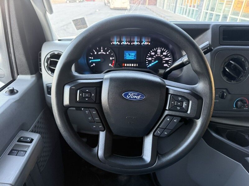 2021 Ford E-350 Box Truck 7.3L V8 w/ Lift Gate 64k mi's Collinsville OK